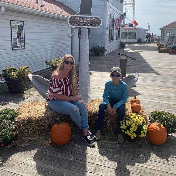 Meet your Posher, Fawn - Picture 1 of 1